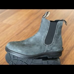 New (Blundstone HIGH TOP BOOTS - RUSTIC BLACK